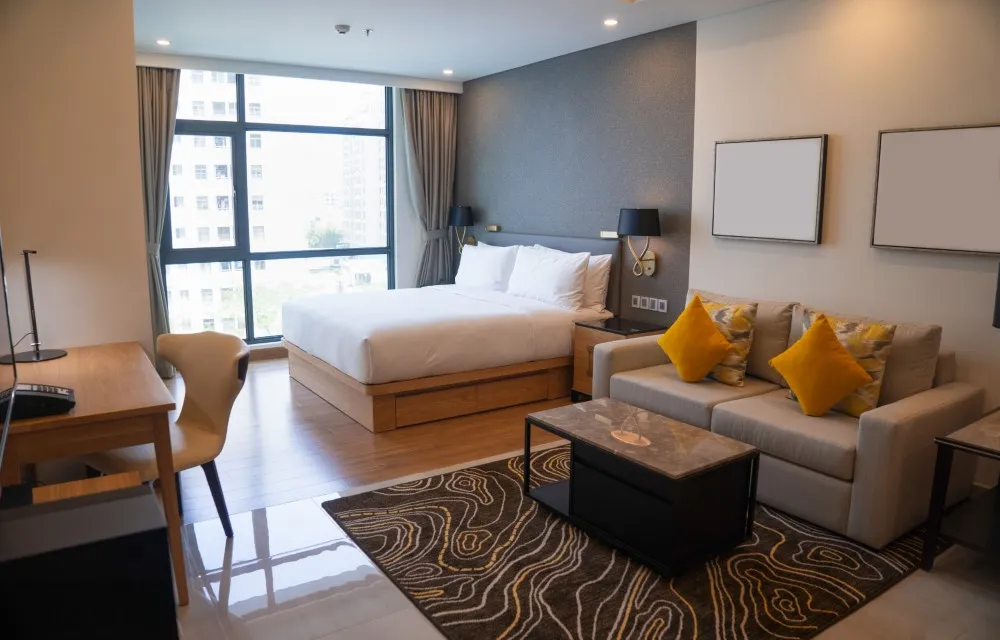 Brooks Inn & Suites